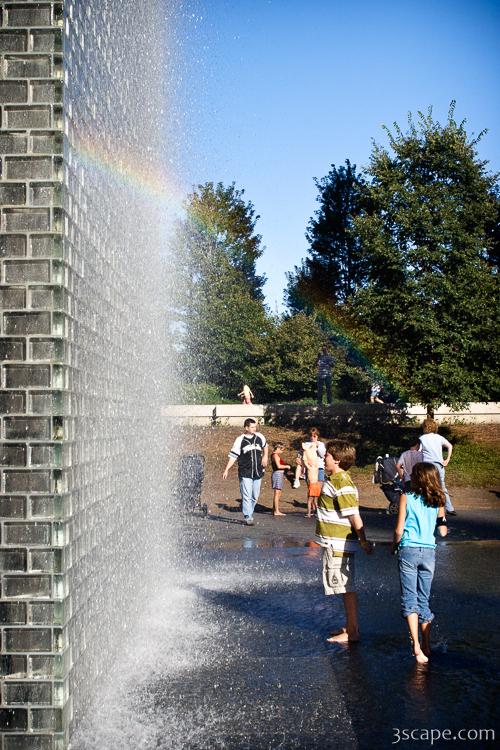 Children playing in Crown Fountain