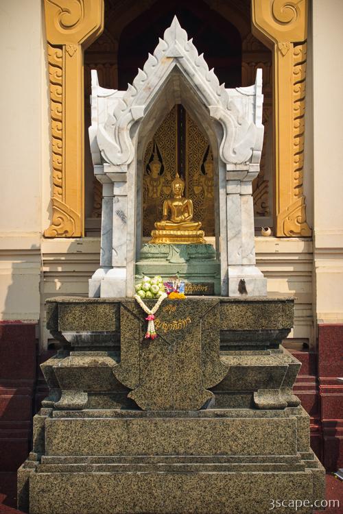 Wat Traimit Witthayaram Worawiharn