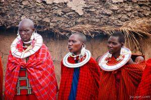 Maasai women
