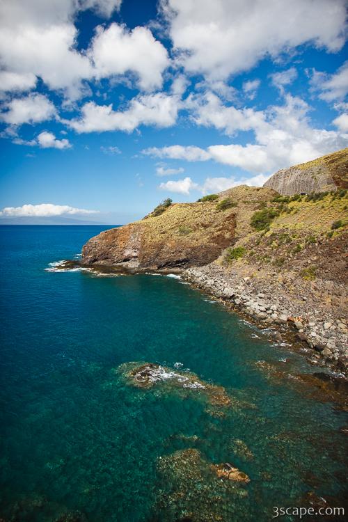 Cliffs and clear water along Maui's south shore