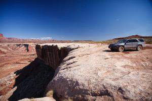Toyota 4Runner on a cliff edge