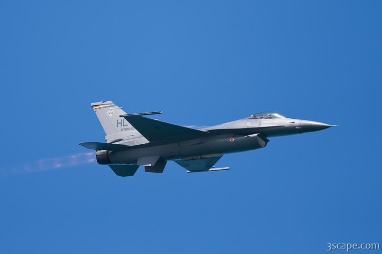Art print POSTER Canvas Fighter Pilot Flies an F-16 Falcon