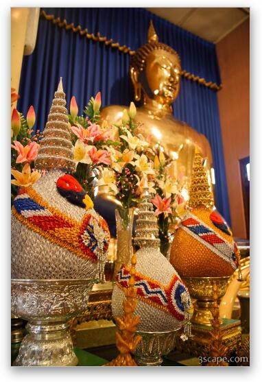 Wat Traimit - the worlds largest solid gold Buddha image Fine Art Metal Print