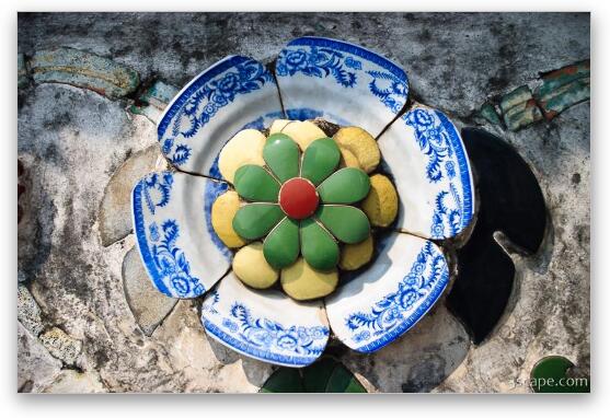 China plates used in decorating Wat Arun Fine Art Print