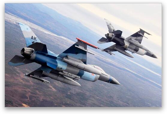 F-16 Fighting Falcon Fine Art Metal Print